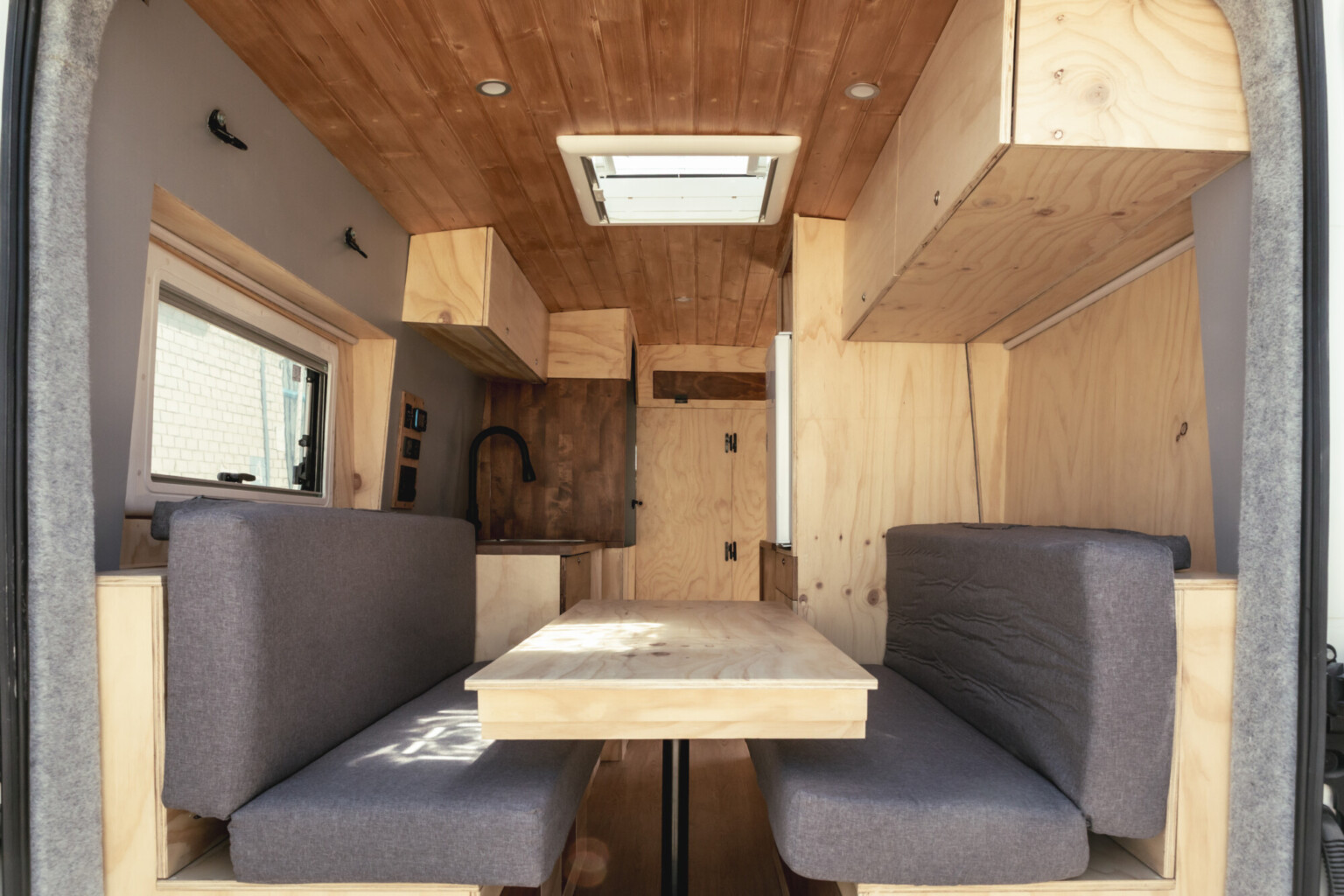 Rustic Campers - Camperizando